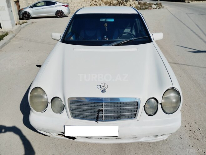 Mercedes E 220 1995, 296,896 km - 2.2 l - Bakı