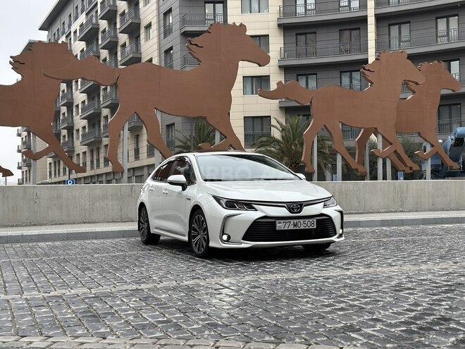 Toyota Corolla 2021, 26,500 km - 1.8 l - Bakı