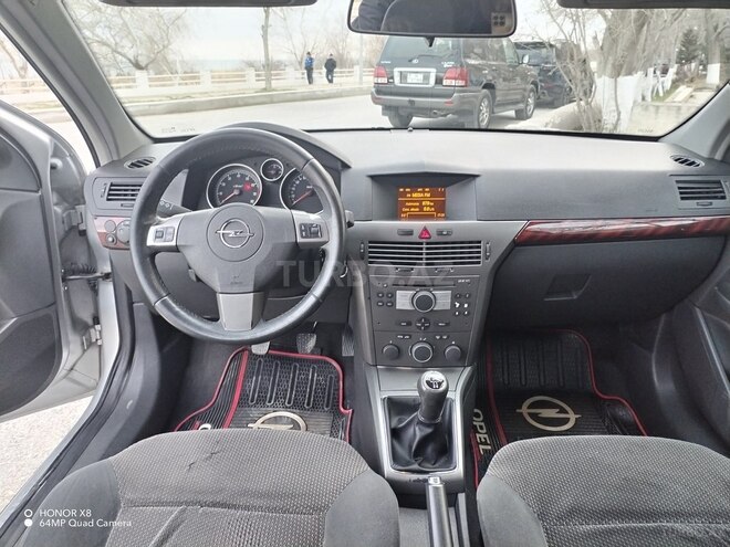 Opel Astra 2005, 236,000 km - 1.4 l - Bakı