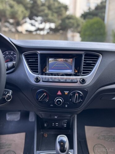 Hyundai Accent 2018, 172,200 km - 1.6 l - Bakı
