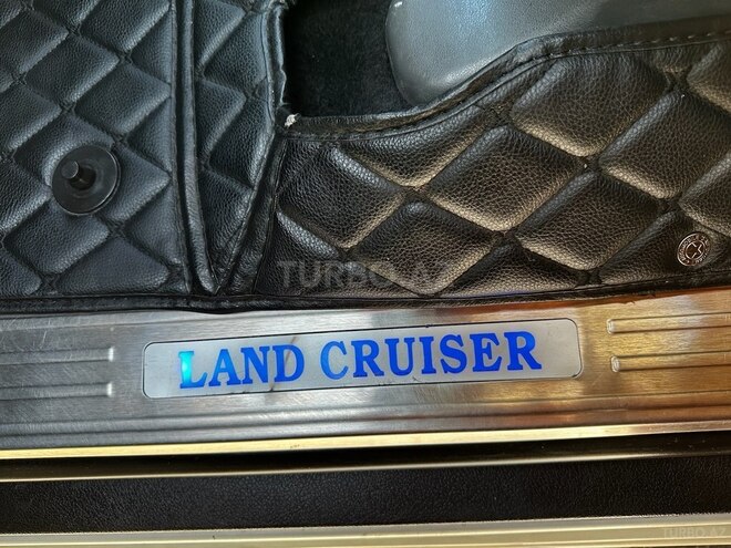 Toyota Land Cruiser 2011, 133,000 km - 4.0 l - Bakı
