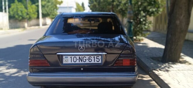 Mercedes E 250 1995, 217,664 km - 2.5 l - Ağstafa