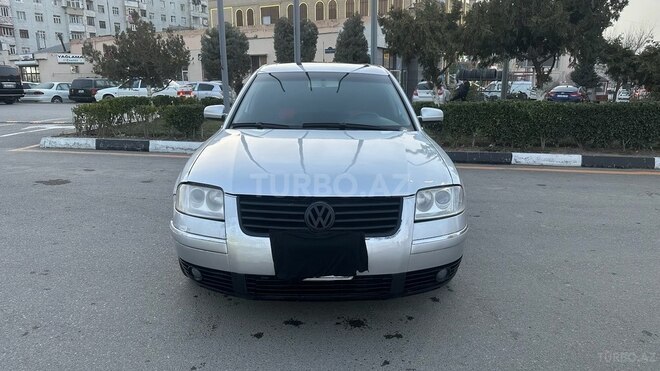 Volkswagen Passat 2002, 245,000 km - 1.8 l - Bakı
