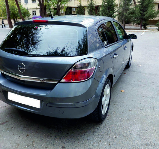 Opel Astra 2007, 270,000 km - 1.4 l - Bakı
