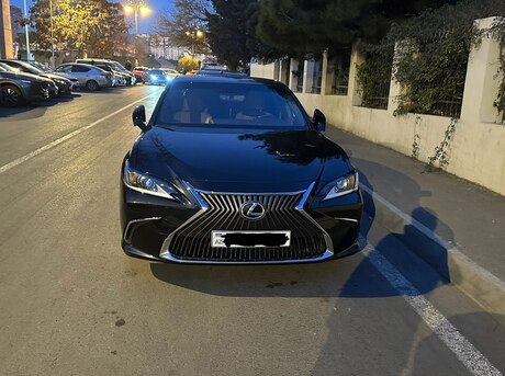 Lexus ES 250 2019
