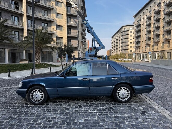 Mercedes E 300 1994, 275,000 km - 3.0 l - Bakı