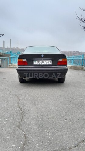 BMW 318 1992, 342,700 km - 1.8 l - Quba