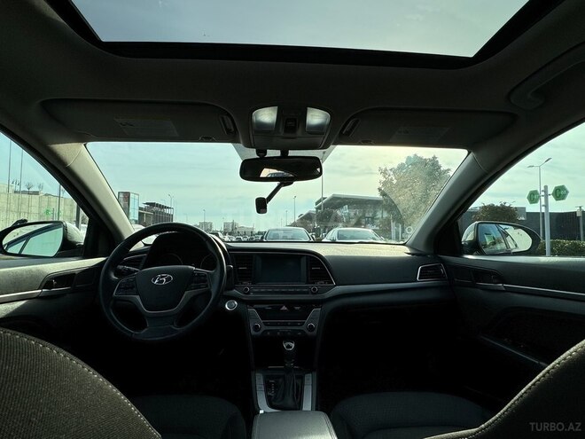 Hyundai Elantra 2016, 110,000 km - 2.0 l - Bakı