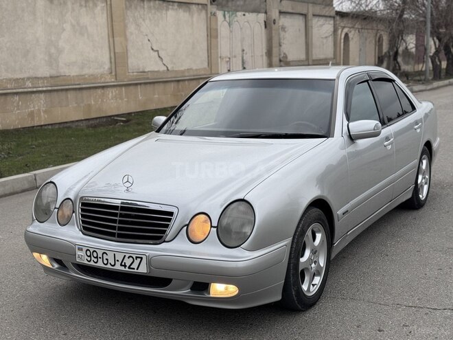 Mercedes E 220 2001, 413,000 km - 2.2 l - Sumqayıt