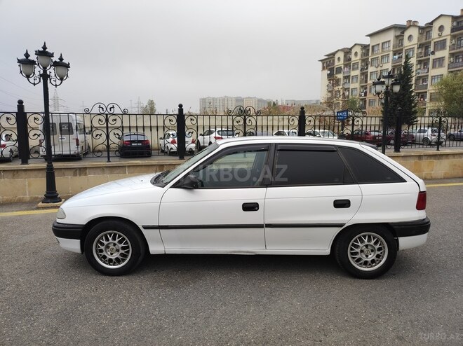 Opel Astra 1996, 367,322 km - 1.6 l - Bakı