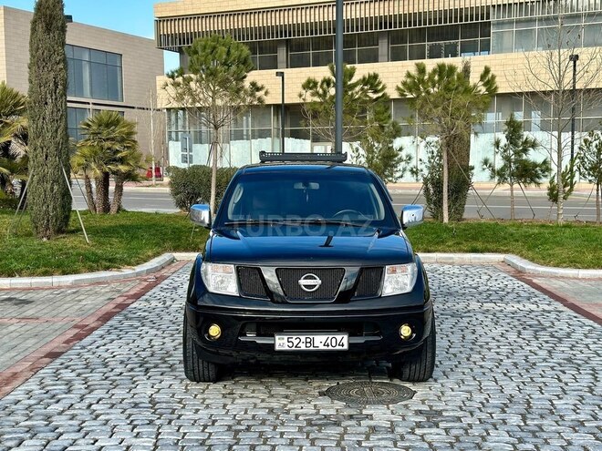 Nissan Navara 2013, 310,000 km - 2.5 l - Bakı