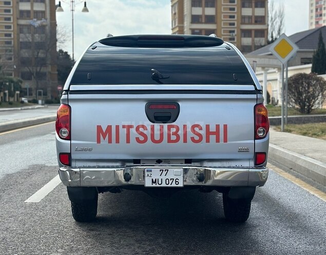 Mitsubishi L 200 2014, 183,000 km - 2.5 l - Bakı