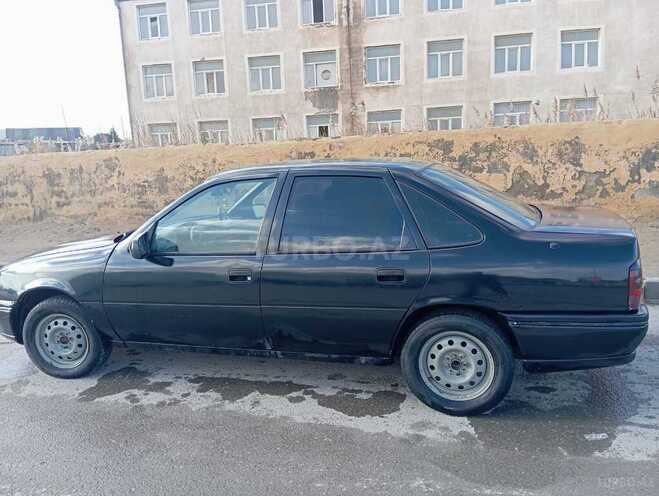 Opel Vectra 1993, 170,000 km - 1.6 l - Bakı