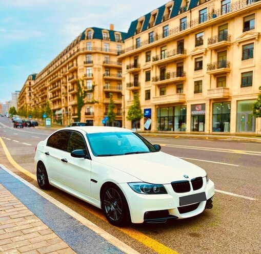 BMW 325 2006, 204,000 km - 2.5 l - Bakı