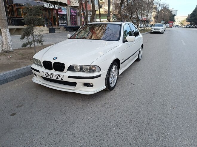 BMW 525 2002, 256,000 km - 2.5 l - Sumqayıt