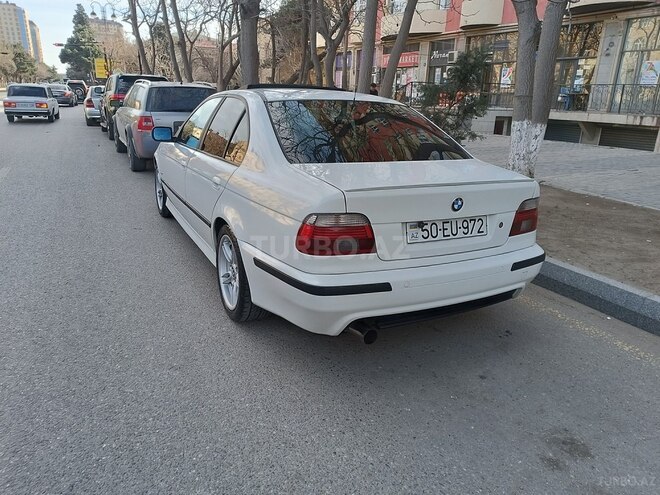 BMW 525 2002, 256,000 km - 2.5 l - Sumqayıt