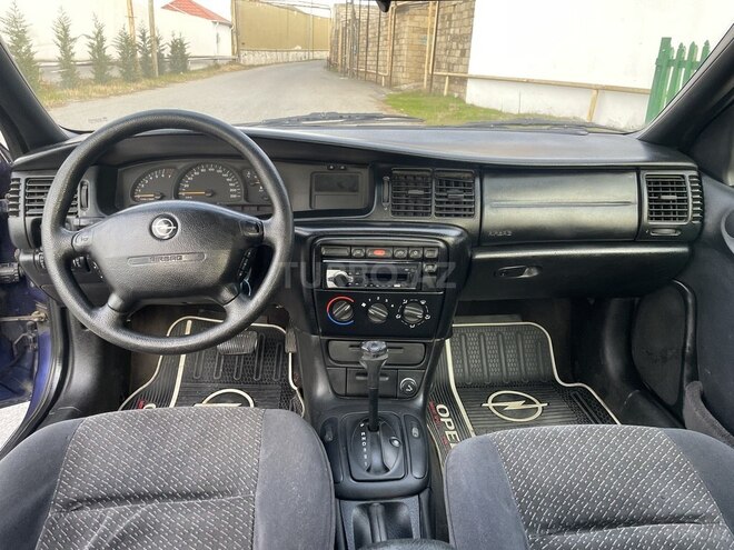 Opel Vectra 1996, 213,278 km - 2.0 l - Bakı