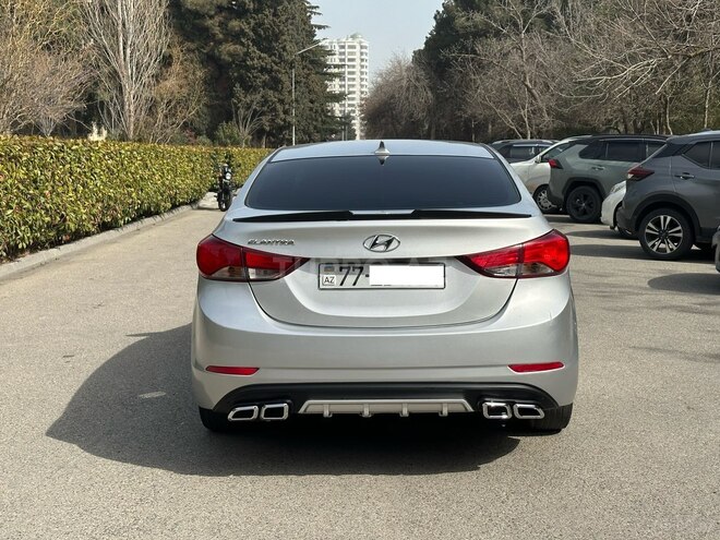 Hyundai Elantra 2015, 109,000 km - 1.8 l - Bakı