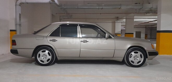 Mercedes E 200 1990, 500,000 km - 2.0 l - Bakı