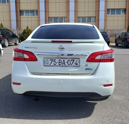 Nissan Sentra 2014, 199,660 km - 1.8 l - Naxçıvan