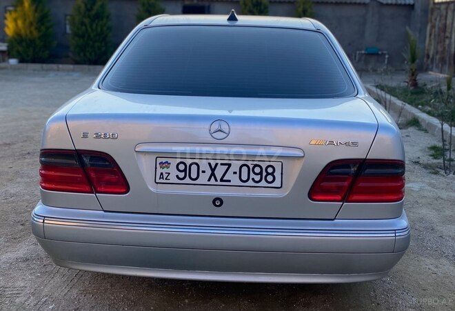 Mercedes E 280 1999, 320,000 km - 2.8 l - Bakı