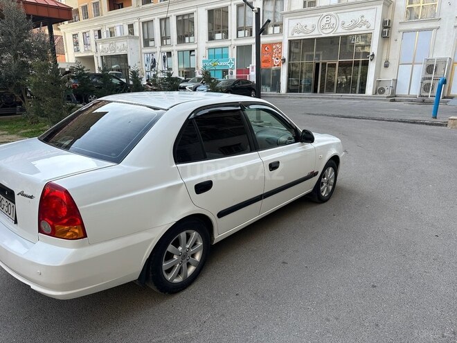 Hyundai Accent 2005, 299,000 km - 1.5 l - Bakı