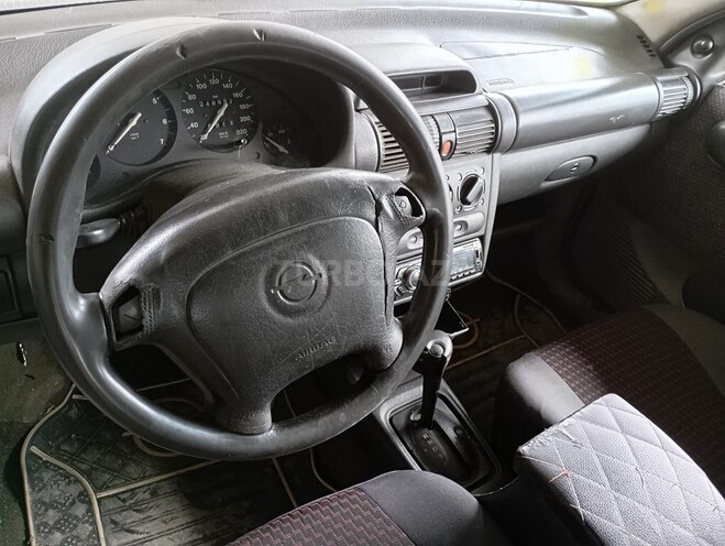 Opel Vita 1996, 300,000 km - 1.4 l - Zaqatala