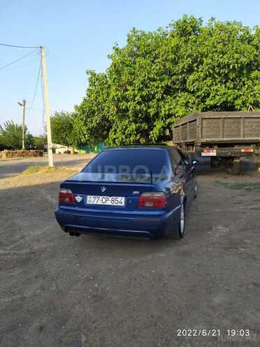 BMW 540 2001, 270,000 km - 4.4 l - Biləsuvar