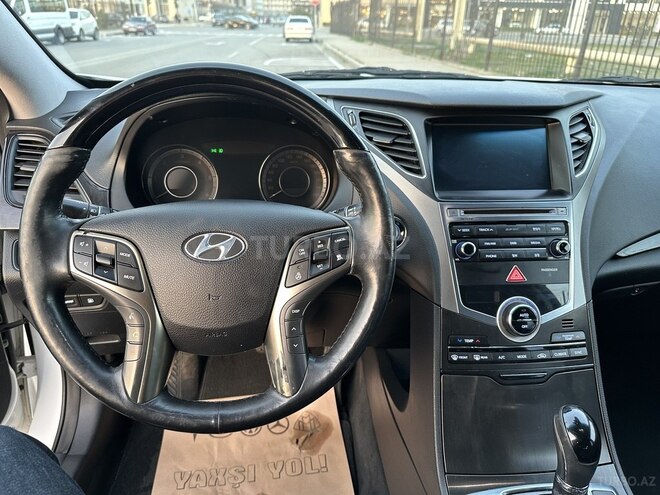 Hyundai Grandeur 2015, 190,000 km - 2.2 l - Bakı