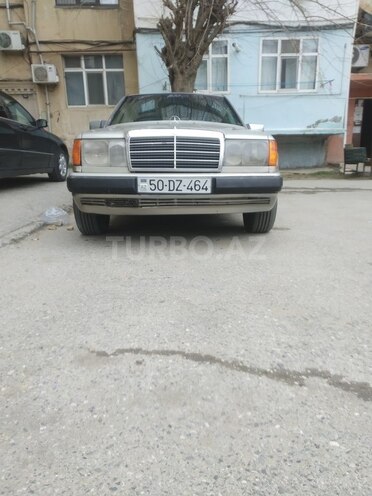 Mercedes E 230 1987, 256,789 km - 2.3 l - Sumqayıt