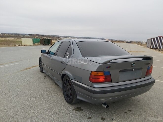 BMW 318 1993, 177,777 km - 1.8 l - Bakı