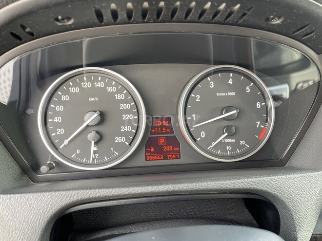 BMW X5 2011, 66,000 km - 3.0 l - Bakı