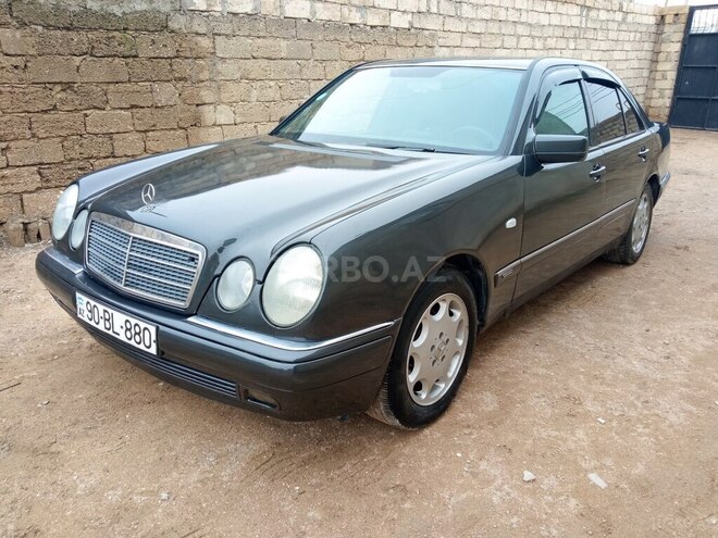 Mercedes E 230 1996, 325,856 km - 2.3 l - Bakı