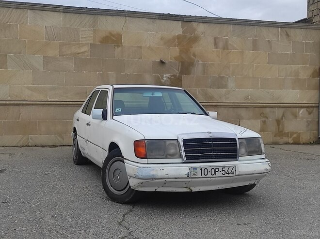 Mercedes E 200 1990, 385,000 km - 2.0 l - Bakı