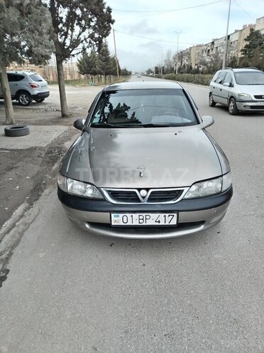 Opel Vectra 1996, 260,000 km - 1.8 l - Sumqayıt