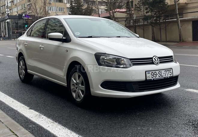 Volkswagen Polo 2013, 148,000 km - 1.6 l - Bakı
