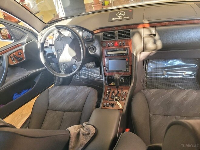 Mercedes E 270 2001, 474,000 km - 2.7 l - Bakı