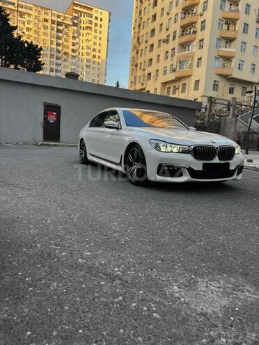 BMW 740 2016, 241,000 km - 3.0 l - Bakı