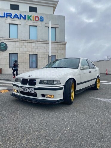 BMW 318 1993, 398,000 km - 1.8 l - Bakı