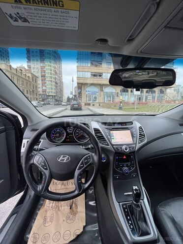 Hyundai Elantra 2015, 196,000 km - 1.8 l - Bakı