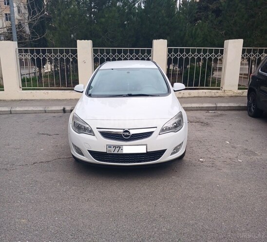 Opel Astra 2012, 272,150 km - 1.3 l - Bakı