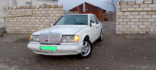 Mercedes E 250 1991, 456,000 km - 2.5 l - Goranboy