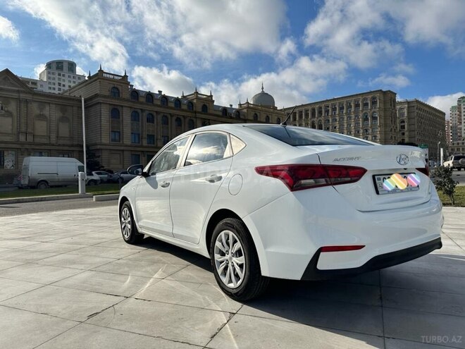 Hyundai Accent 2019, 28,400 km - 1.6 l - Bakı