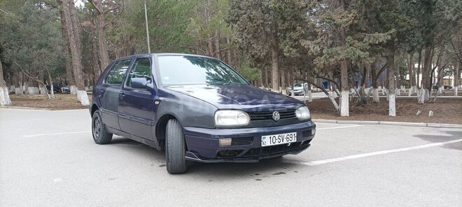 Volkswagen Golf 1996, 222,000 km - 2.0 l - Sumqayıt