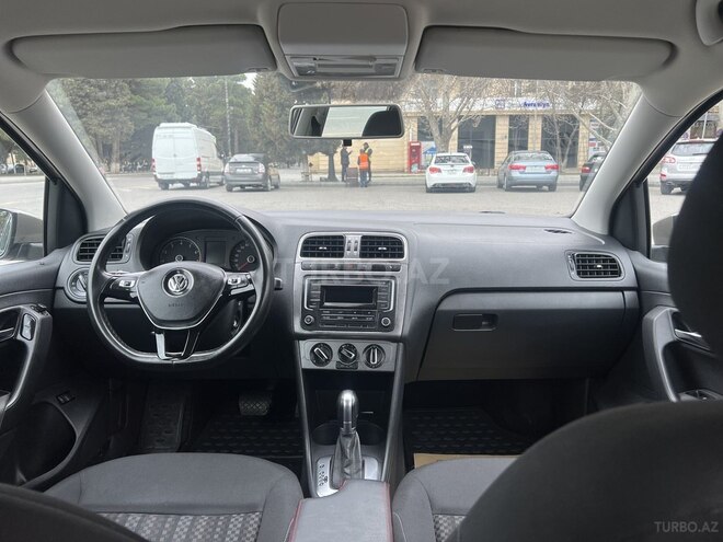 Volkswagen Polo 2019, 174,000 km - 1.6 l - Bakı