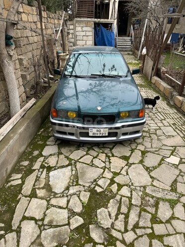 BMW 318 1996, 260,000 km - 1.8 l - Bakı