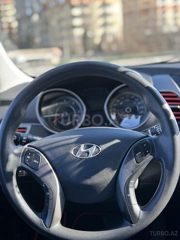 Hyundai Elantra 2014, 230,000 km - 1.6 l - Bakı