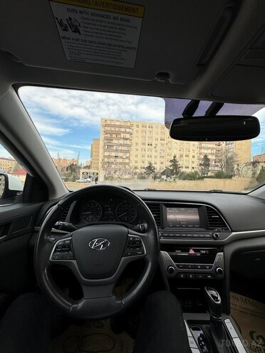 Hyundai Elantra 2016, 79,000 km - 2.0 l - Bakı