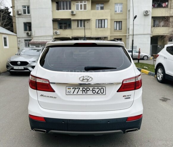 Hyundai Grand Santa Fe 2014, 175,000 km - 2.2 l - Bakı