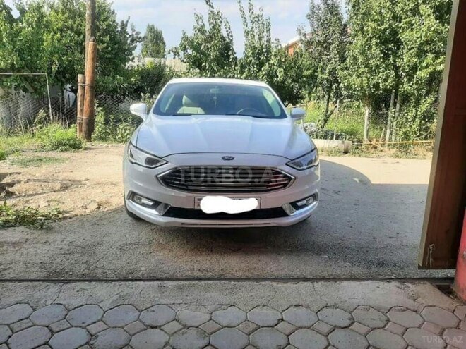 Ford Fusion 2018, 159,325 km - 2.0 l - Naxçıvan